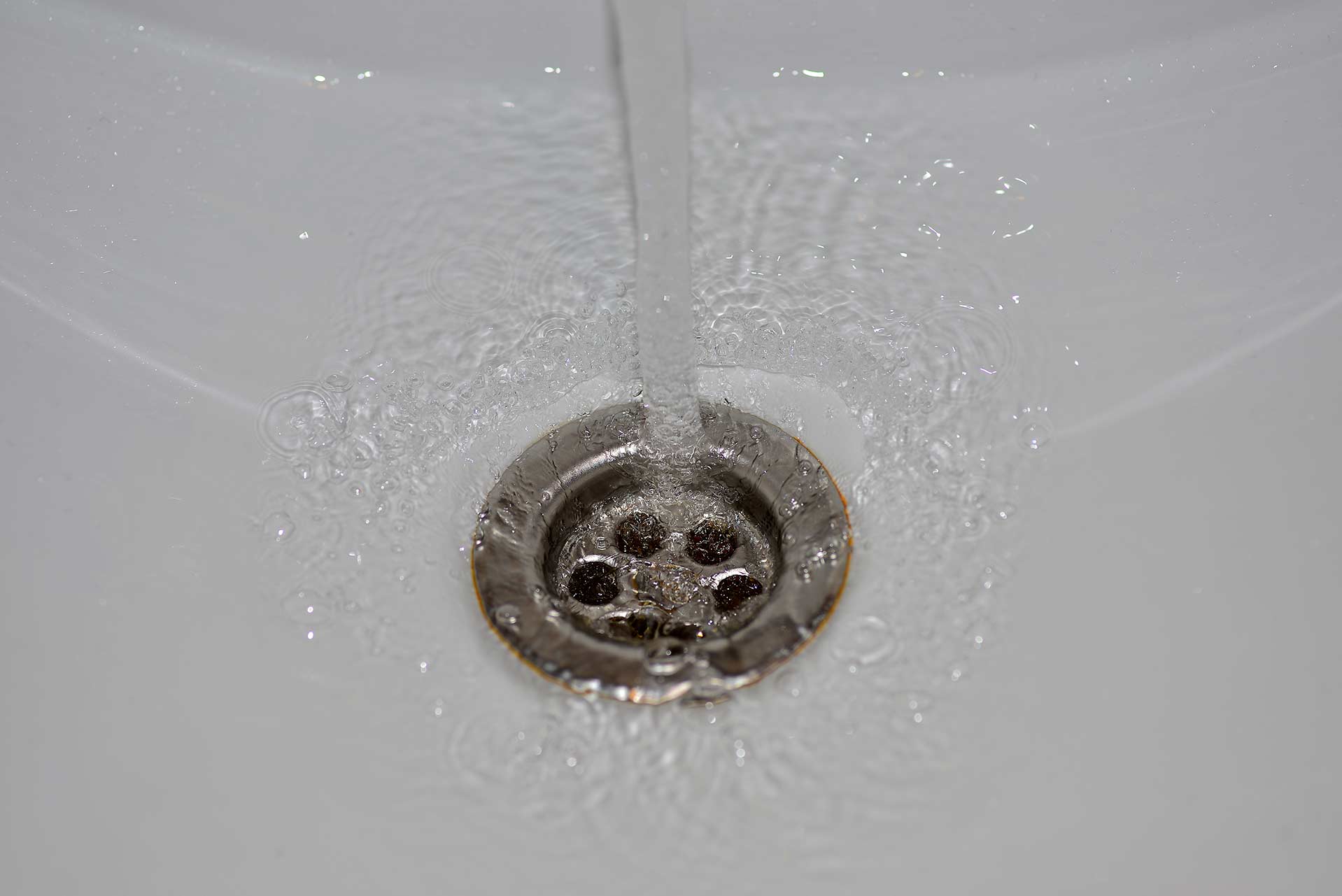 A2B Drains provides services to unblock blocked sinks and drains for properties in Standish.